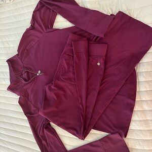 Lilly Pulitzer Luxletic  Mulberry loungewear- pull over top and flare legging